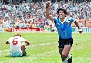 Manchi anche a loro, Diego.